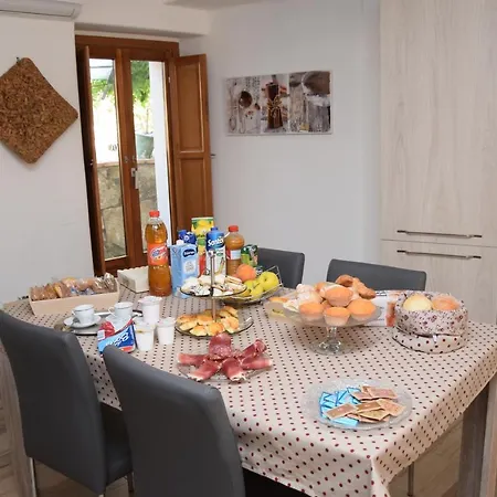 Bed & Breakfast Antico Borgo *